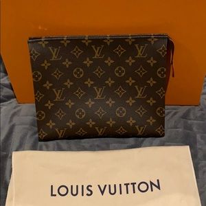 Louis Vuitton Toiletry Pouch 26